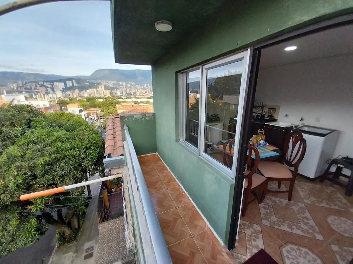 Los Balconesll Medellín Kolumbia